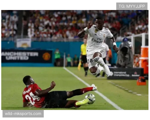 维尼修斯回望偶像之路：榜样力量驱动成长，状态持续攀升