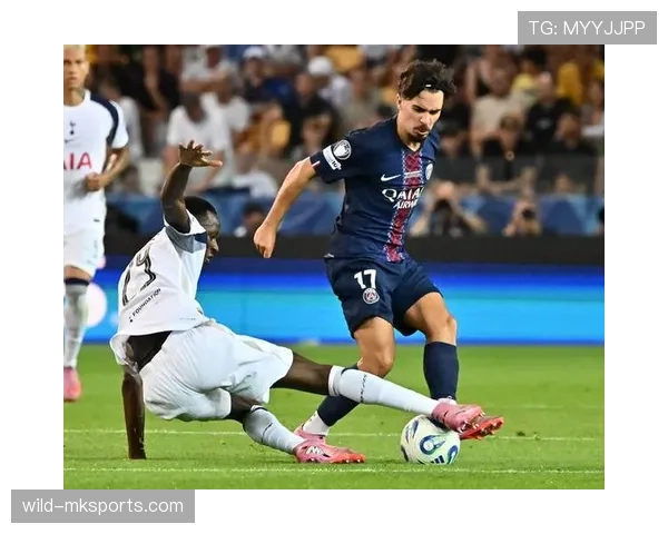 法甲焦点战：巴黎圣日耳曼主场迎战马赛，经典对决引爆球迷期待