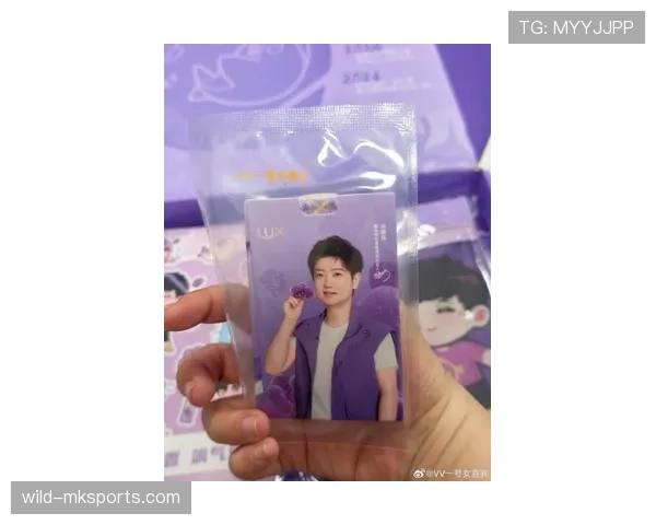 孙颖莎的行李箱里塞了三双球鞋，还有一堆没拆封的奢侈品小样